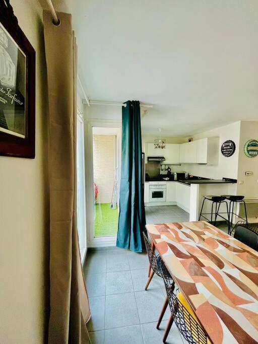 Appartement 4 Pers A 5 Min De Paris Сент-Уен Екстериор снимка