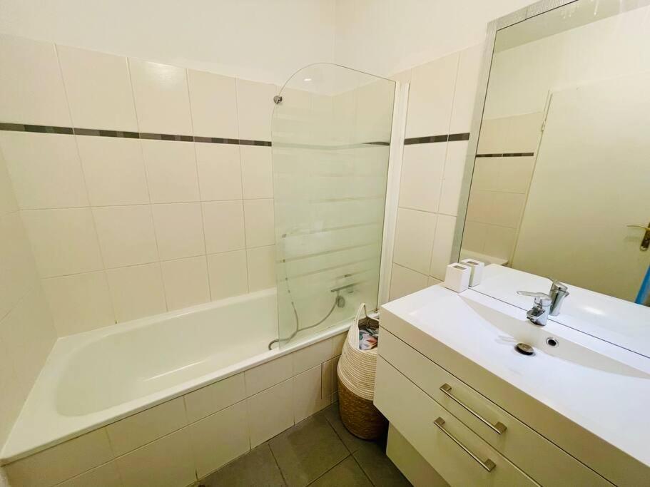 Appartement 4 Pers A 5 Min De Paris Сент-Уен Екстериор снимка